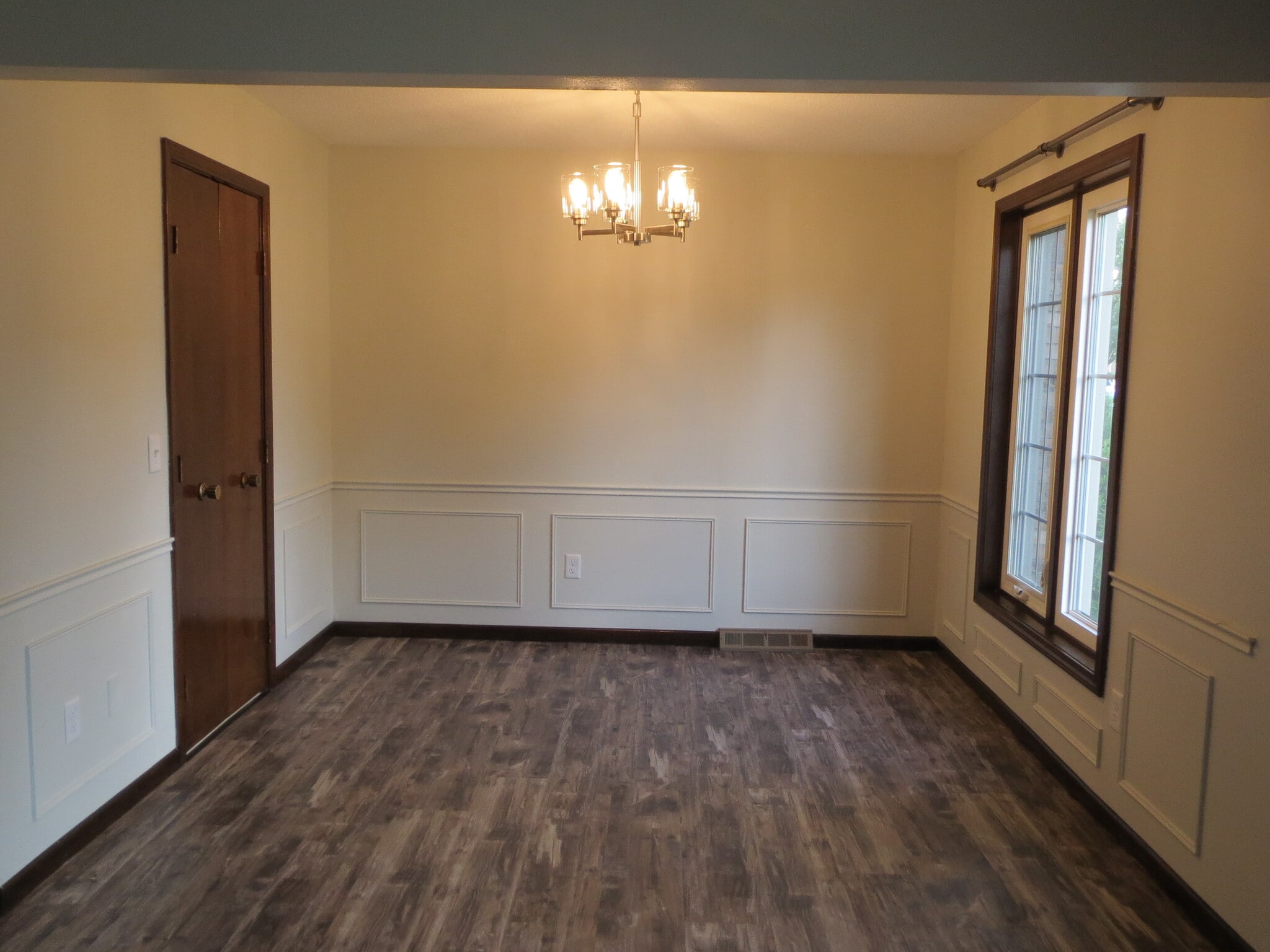 Building Photo - 5617 Ryewyck Dr