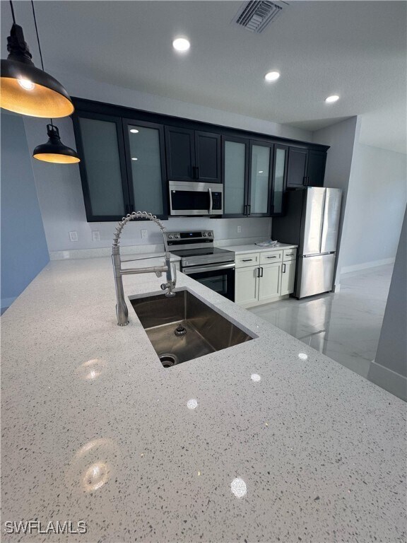 Building Photo - 517 Johns Ave