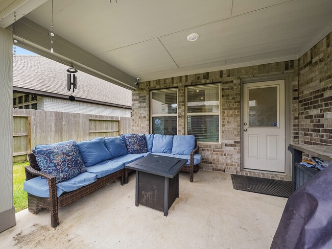 Building Photo - 6210 Glenwick Park Rd