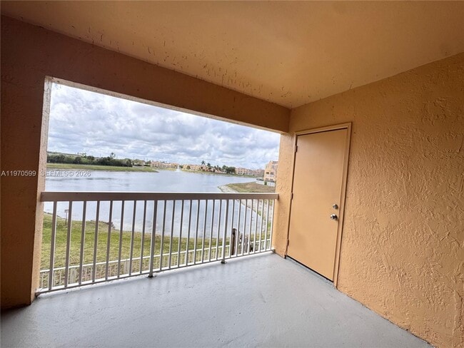 Building Photo - 5200 NW 31st Ave