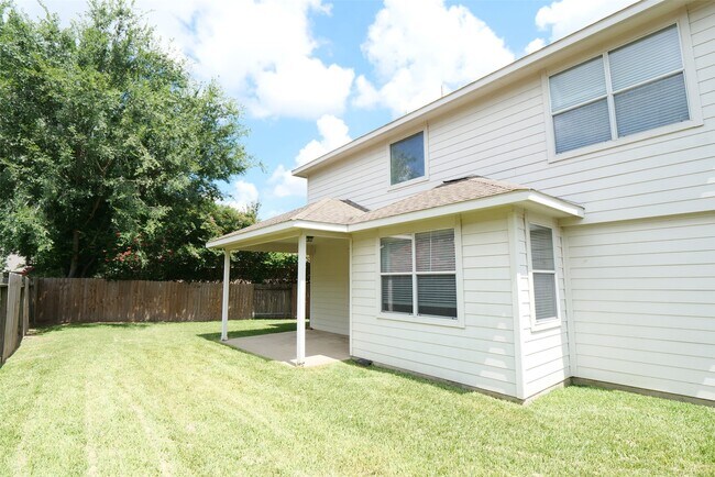 Building Photo - 26427 Longview Creek Dr