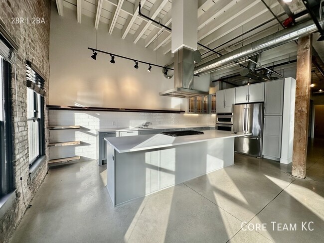 Building Photo - Downtown Penthouse For Rent with Private R...