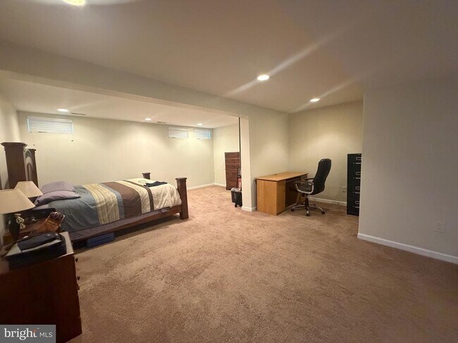 Building Photo - 101 Colts Neck Dr