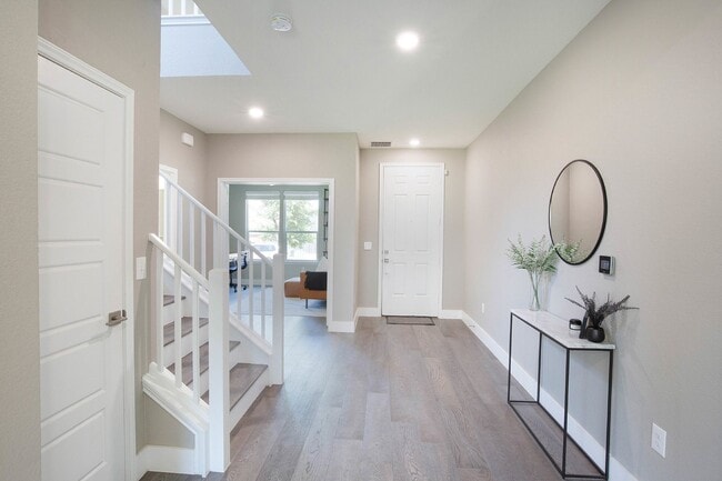 Building Photo - Spacious Home in Easton Park / McKinney Falls