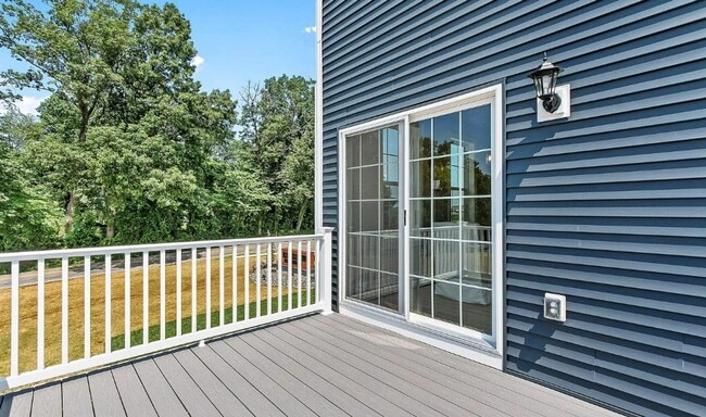 Building Photo - Dallastown Schools! Coming Soon - 4 Bedroo...