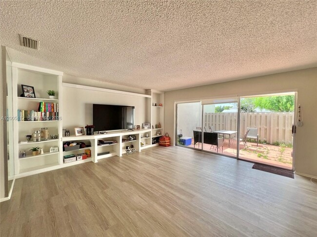 Building Photo - 8114 SW 81st Ter