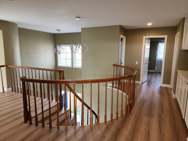 Building Photo - Carmel Valley 4 Bedroom House