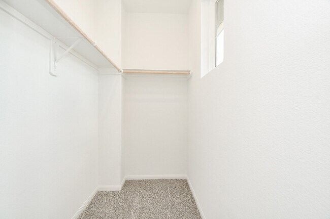 Building Photo - 7207 Prairie Heights Drive