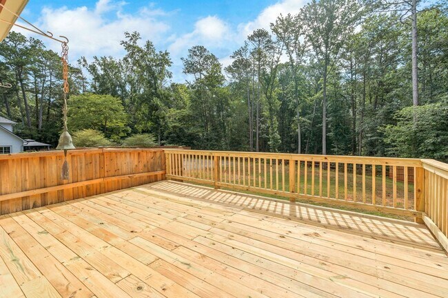 Building Photo - Country-Chic Retreat in Hickory Flat
