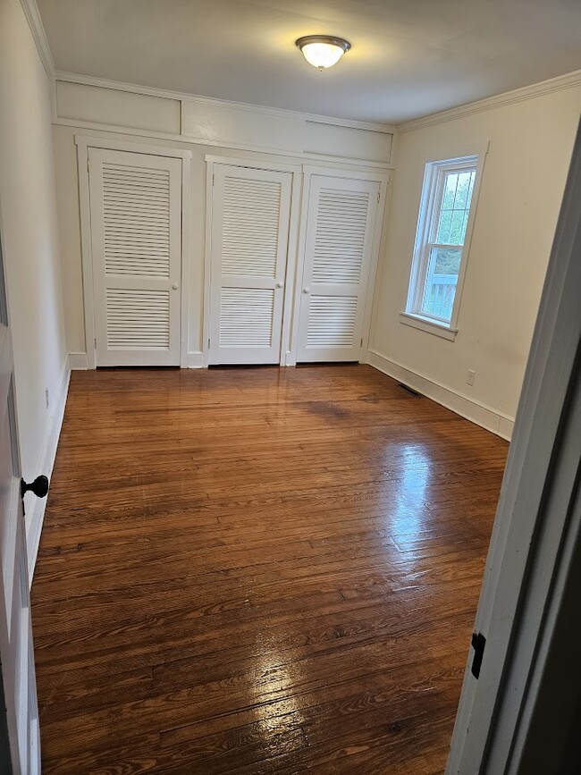 Master Bedroom - 4 Princeton Ave