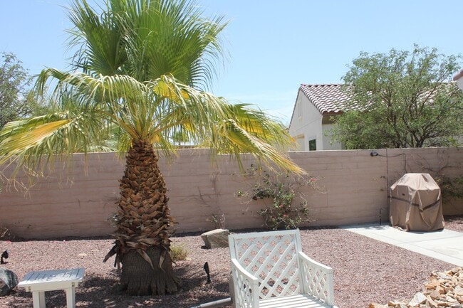Building Photo - 81672 Avenida Viesca