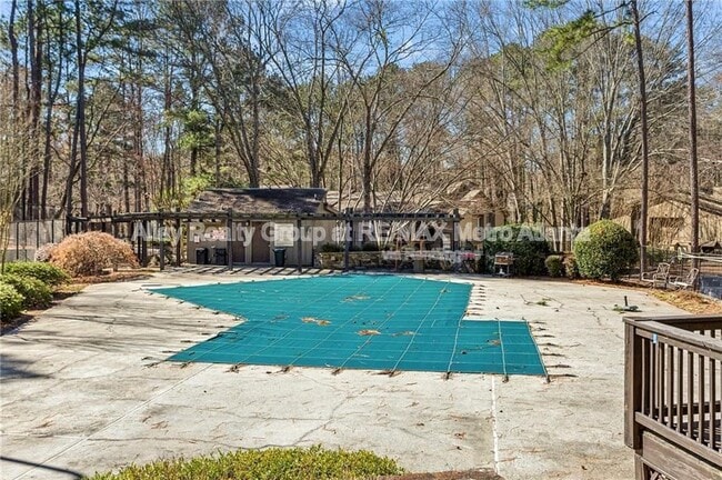Building Photo - 2701 Cumberland Ct SE