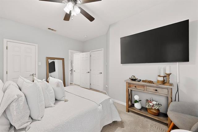 Building Photo - 2701 Scenic Dr