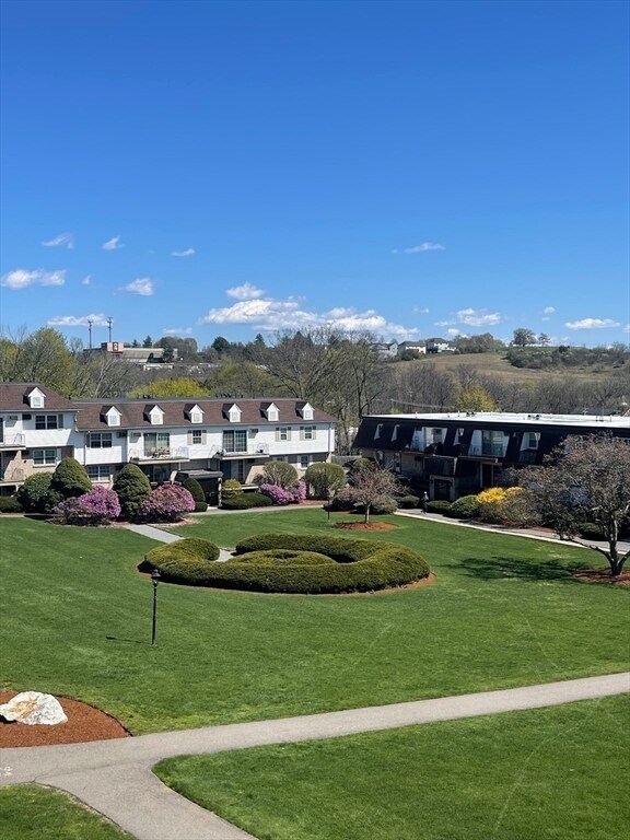 Building Photo - 10 Williamsburg Ct