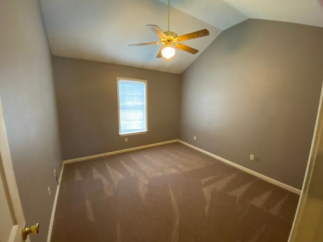 Building Photo - 3BR/2BA For Rent