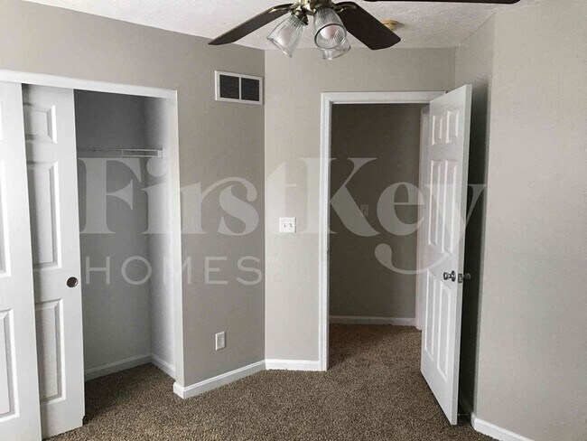 Building Photo - 103 Sydneys Ct