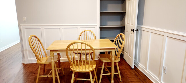 Dining Area - 14019 NE 20th Ave