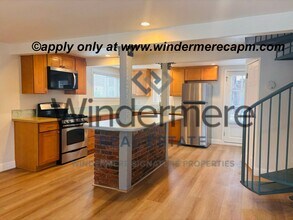 Building Photo - Charming, Bright & Clean 2-Story Home with Dual Balconies on 37th St!