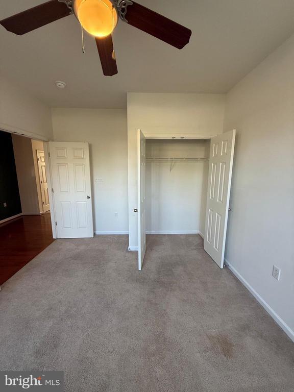 Building Photo - 120 Woodman Ct