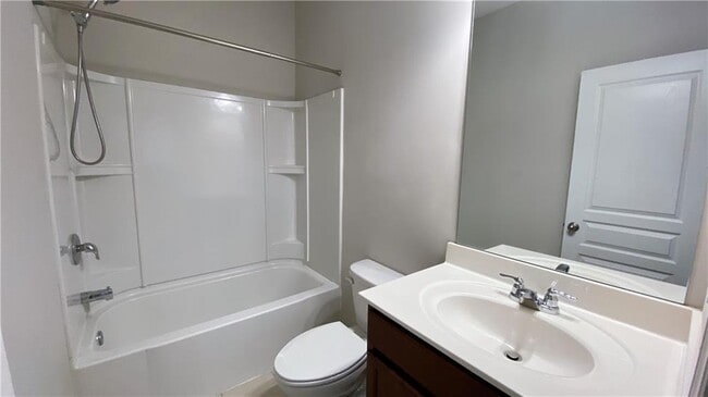 Building Photo - 4426 Kerrington Ave