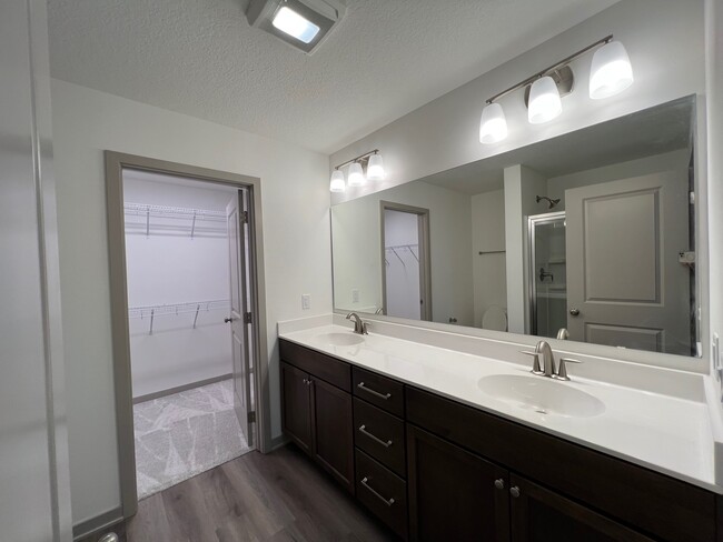 Building Photo - 1953 Warrior Ln