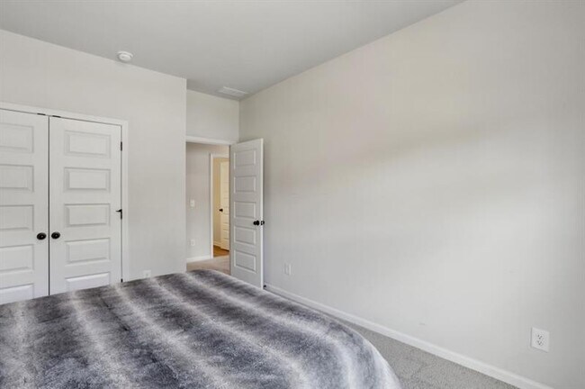 Building Photo - 375 Crider Ct