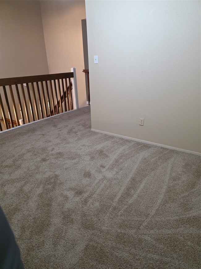 Building Photo - 13033 Wirevine Ln