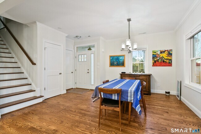 Building Photo - 210 High Ridge Ave