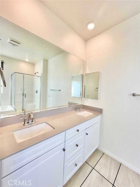 Building Photo - 229 Steely