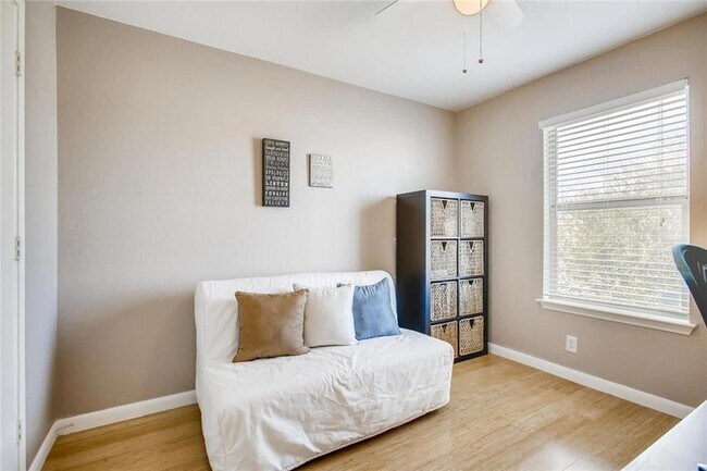 Building Photo - 8813 Winter Haven Rd