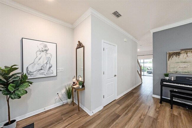 Building Photo - 2906 Cypress Bowl Rd