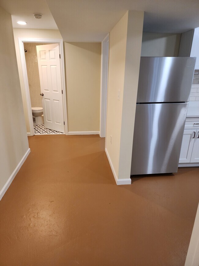 Building Photo - 205 15th St NE