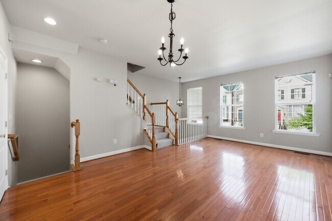 Building Photo - 7589 Great Swan Ct