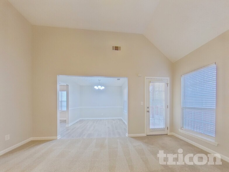 Building Photo - 110 Mason Ct