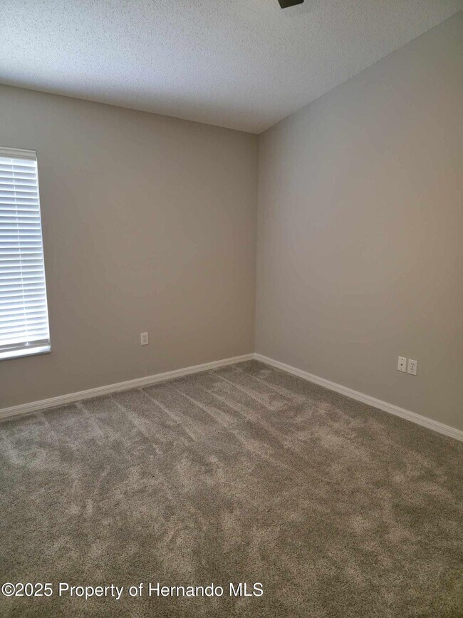 Building Photo - 11118 Heathrow Ave