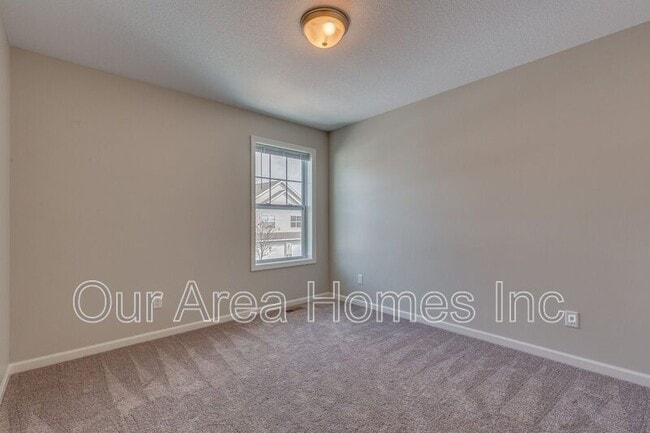 Building Photo - 12624 Pond View Rd