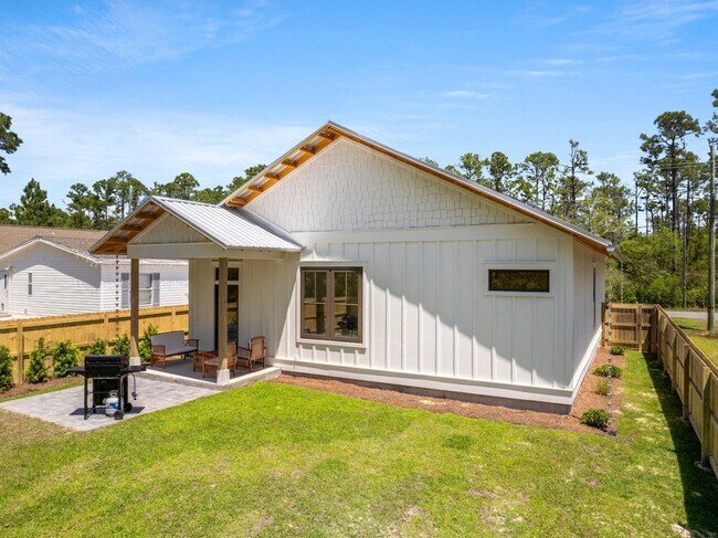 Building Photo - 783 Indian Woman Rd