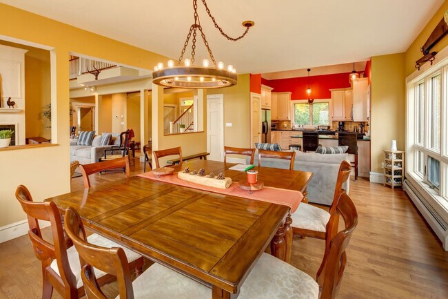 Building Photo - 74 Harvest Ln