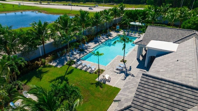 Building Photo - 2-Bed First Floor Home Rental In Gated Community With Amenities