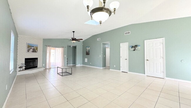 Building Photo - 1467 Bay Grove Dr