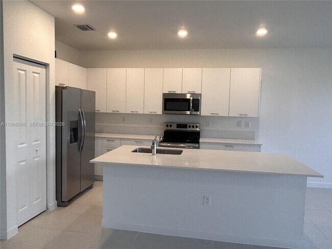 Building Photo - 2345 NW 131st Cir