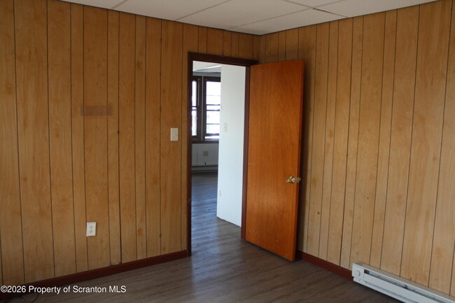 Building Photo - 61 Fallbrook St