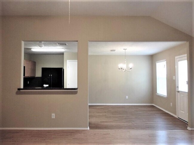 Building Photo - 23907 Blossom Crest Ln