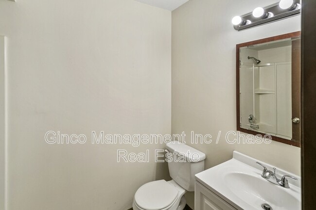 Building Photo - 2450 Terrace Ave