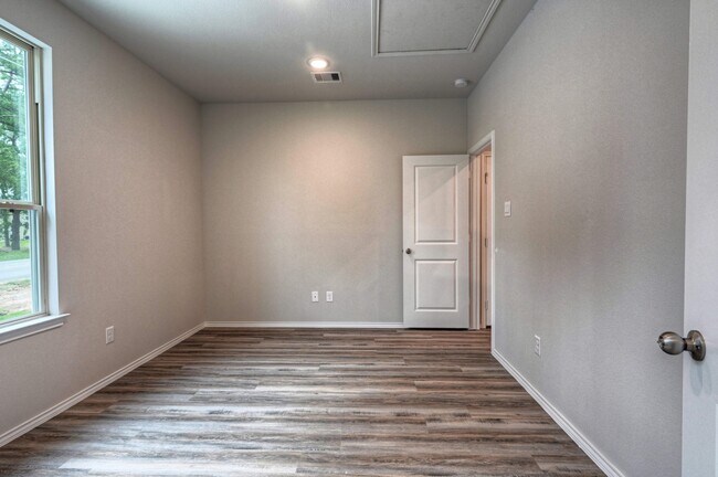 Building Photo - 11604 Vistawood St