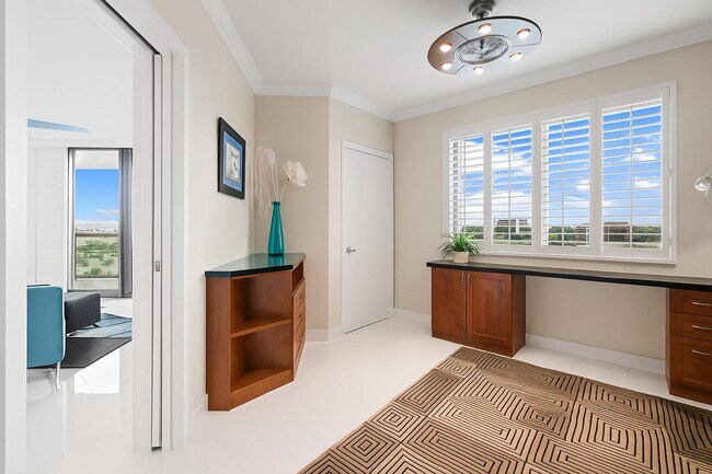 Building Photo - 3610 Gardens Pkwy