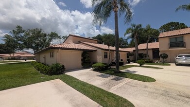 Building Photo - Beautifully Renovated 2BR/2BA Home in Martin Downs Golf Community – annual rental