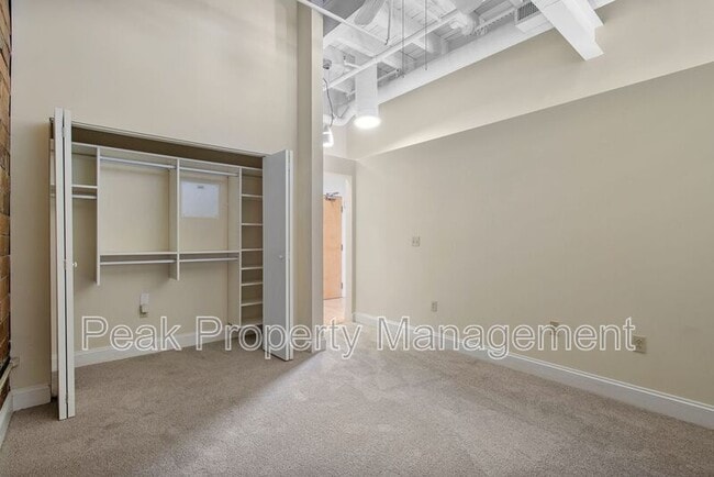 Building Photo - 306 N 26th St