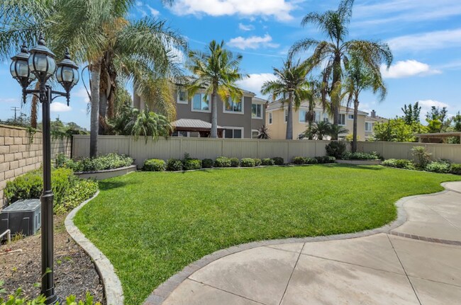 Building Photo - 10 Clearwater Cove