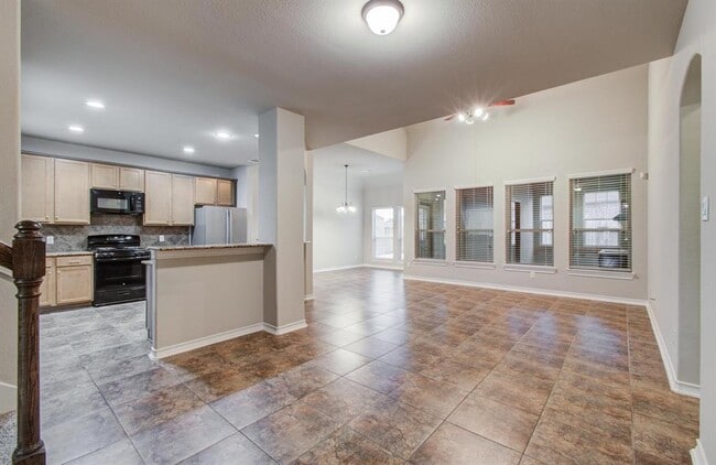 Building Photo - 3511 Christopher Dr